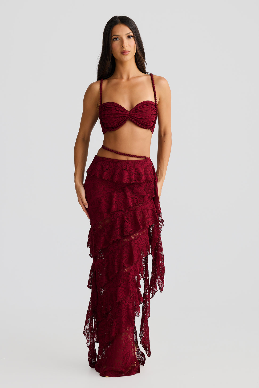 CONJUNTO EM RENDA COM ALÇAS TRANÇADAS - KLEOPATRA