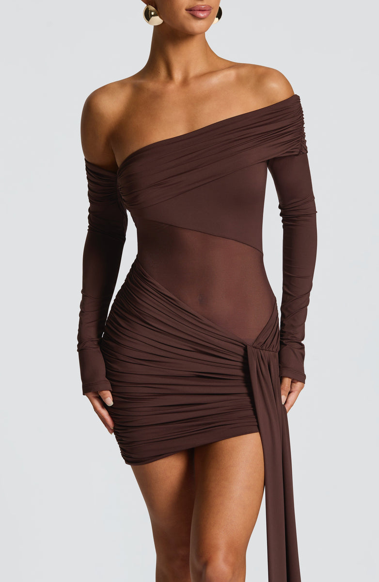 VESTIDO MINI EM TULE COM DECOTE OMBRO A OMBRO - CECILIA