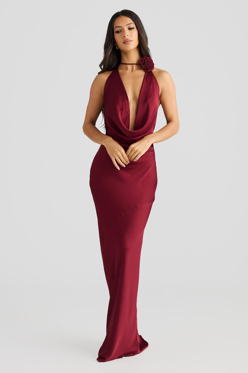 VESTIDO LONGO COM ALÇAS E DECOTE NAS COSTAS - MELIN