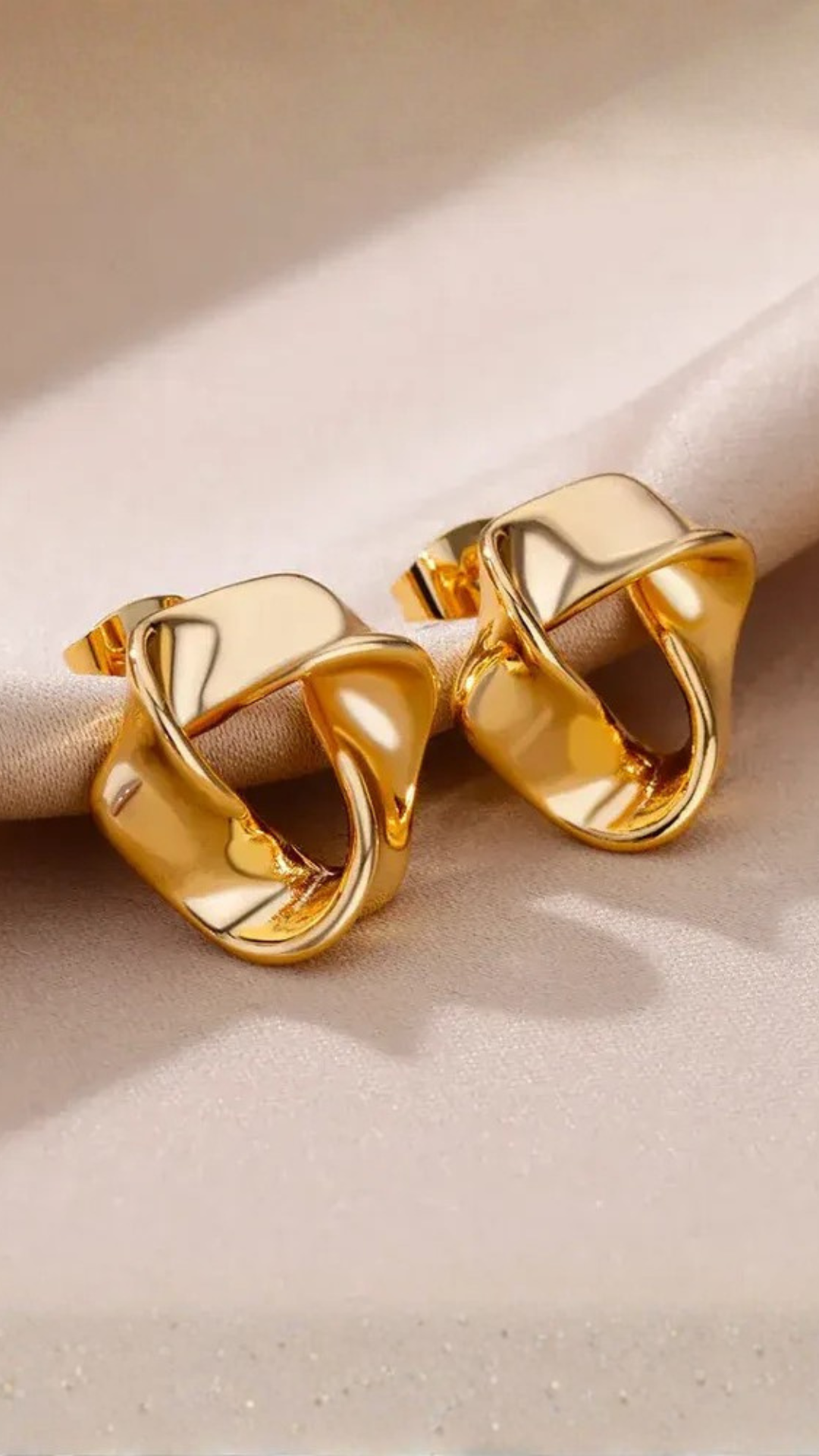 BRINCO DE AÇO INOXIDAVEL - CLOE