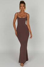 VESTIDO LONGO COM DECOTE SIMPLES E ALÇAS - CARINE