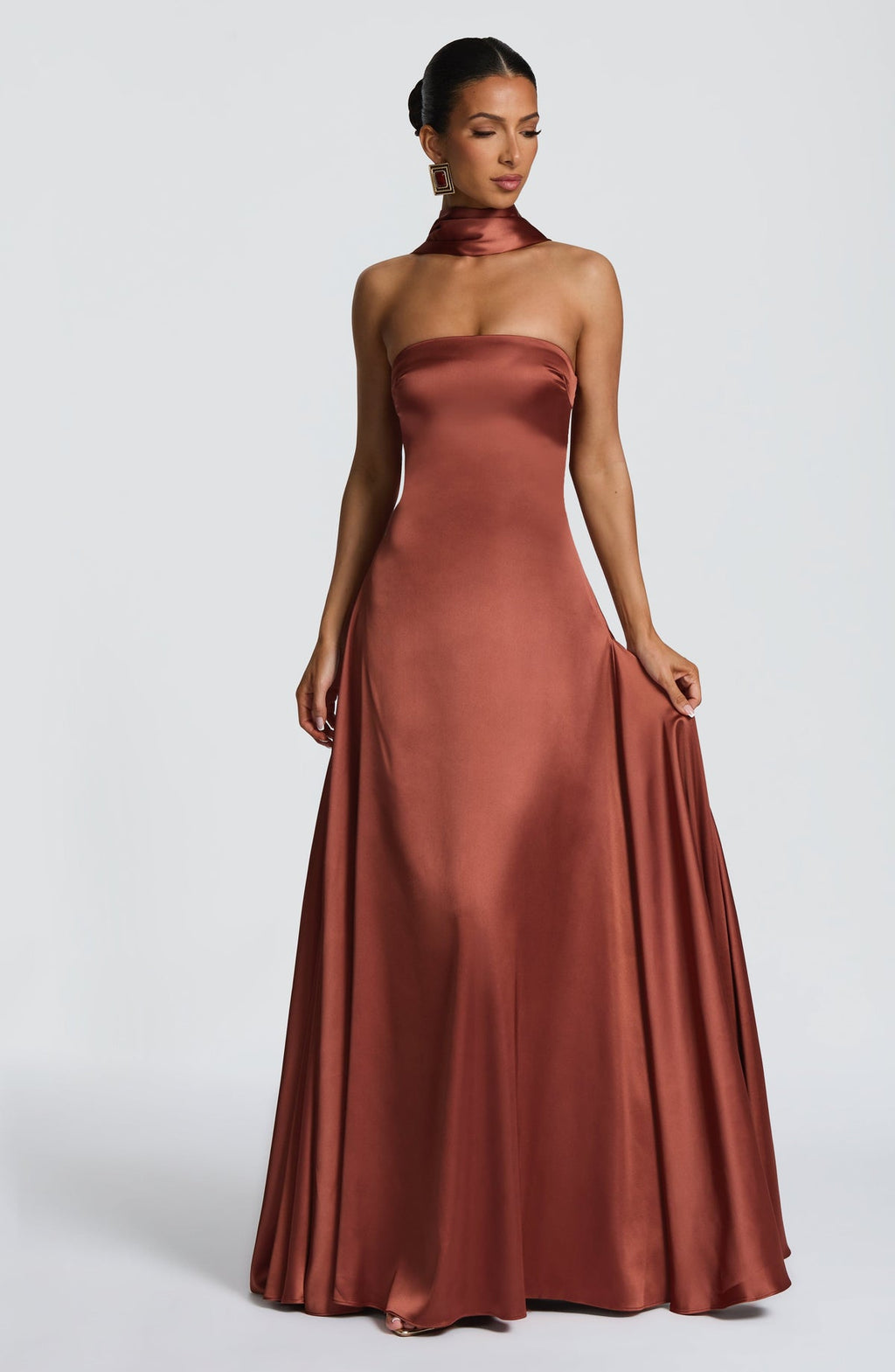 VESTIDO LONGO COM DECOTE RETO - MAJU