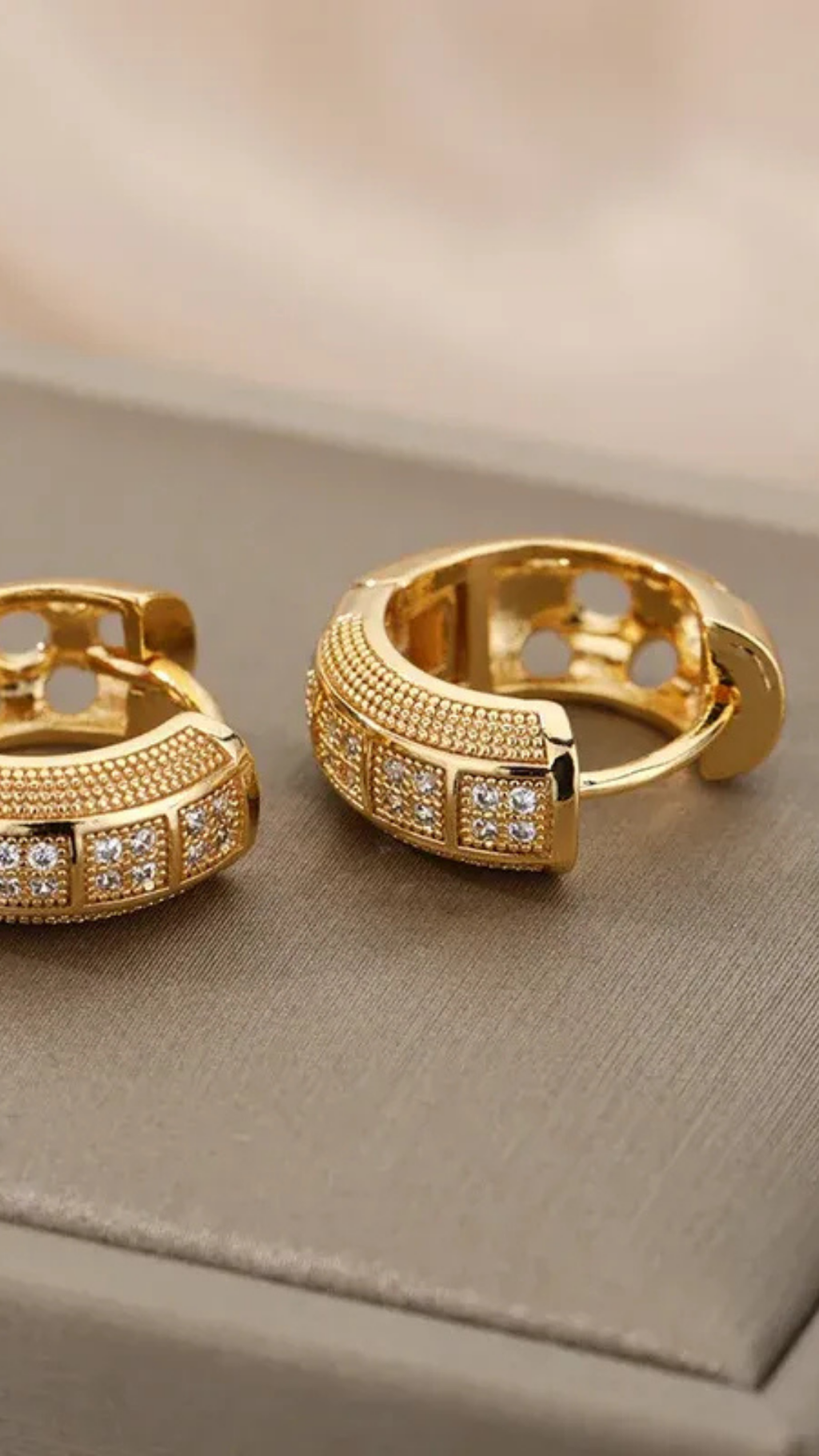 BRINCO DE AÇO INOXIDAVEL - GIORGIA