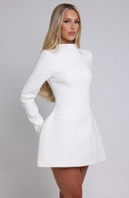 VESTIDO MINI COM DECOTE NAS COSTAS MANGA LONGA - BEATRICE