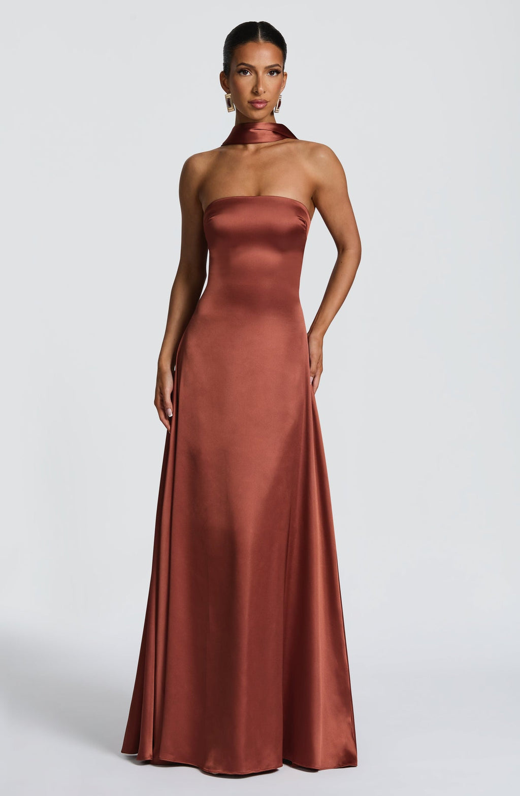 VESTIDO LONGO COM DECOTE RETO - MAJU