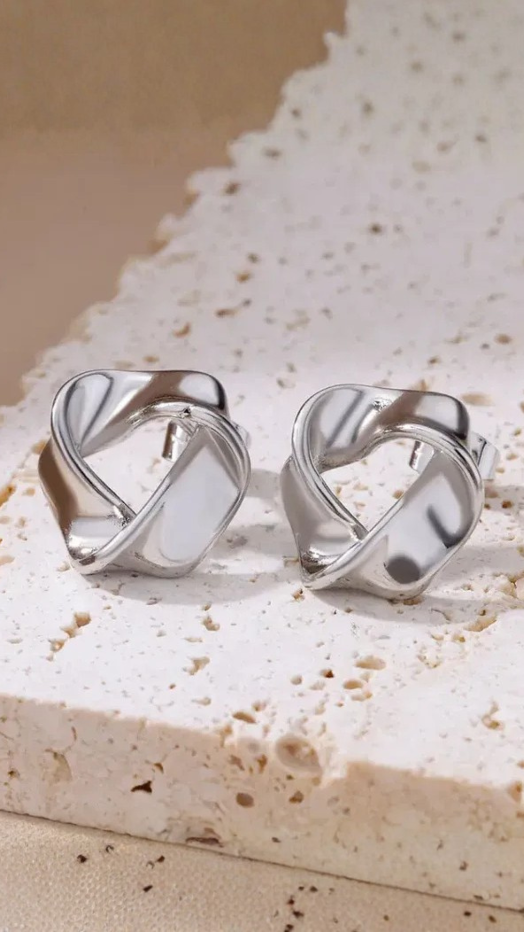 BRINCO DE AÇO INOXIDAVEL - CLOE