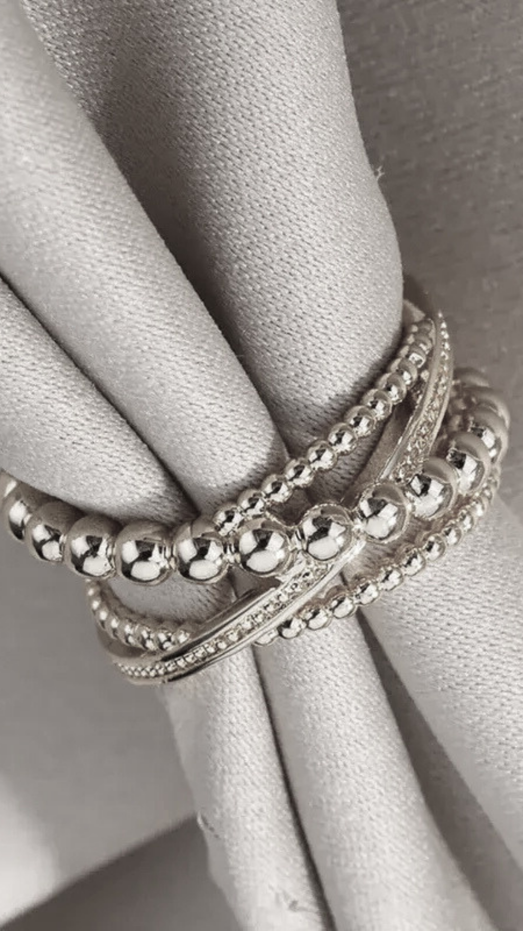 ANEL DE AÇO INOXIDAVEL - ADELINE