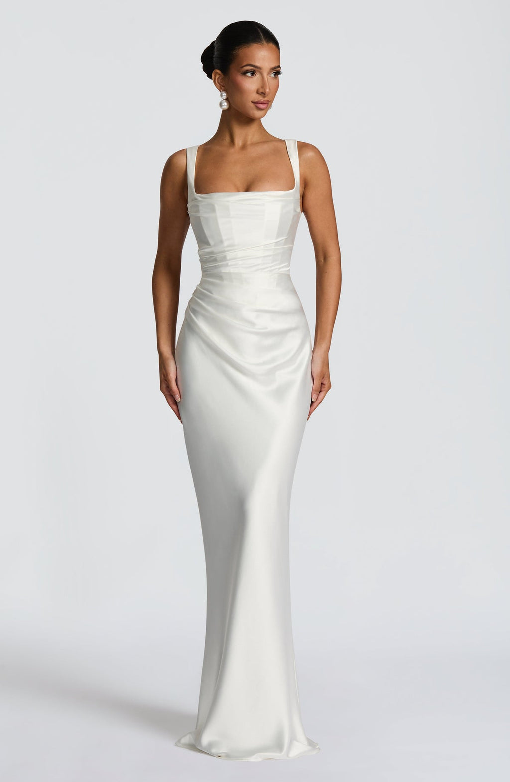 VESTIDO LONGO COM ALÇAS E AMARRAÇÃO NAS COSTAS - ELLIE