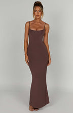 VESTIDO LONGO COM DECOTE SIMPLES E ALÇAS - CARINE