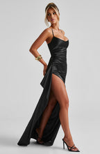 VESTIDO LONGO COM ALÇAS E FENDA LATERAL - ERICA