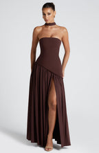 VESTIDO LONGO COM DECOTE RETO E FENDA LATERAL - LUNA