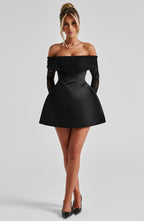 VESTIDO MINI COM DECOTE RETO E MANGAS EM RENDA - JOANA