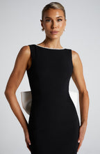 VESTIDO LONGO COM DECOTE E LAÇO NAS COSTAS - LORENA