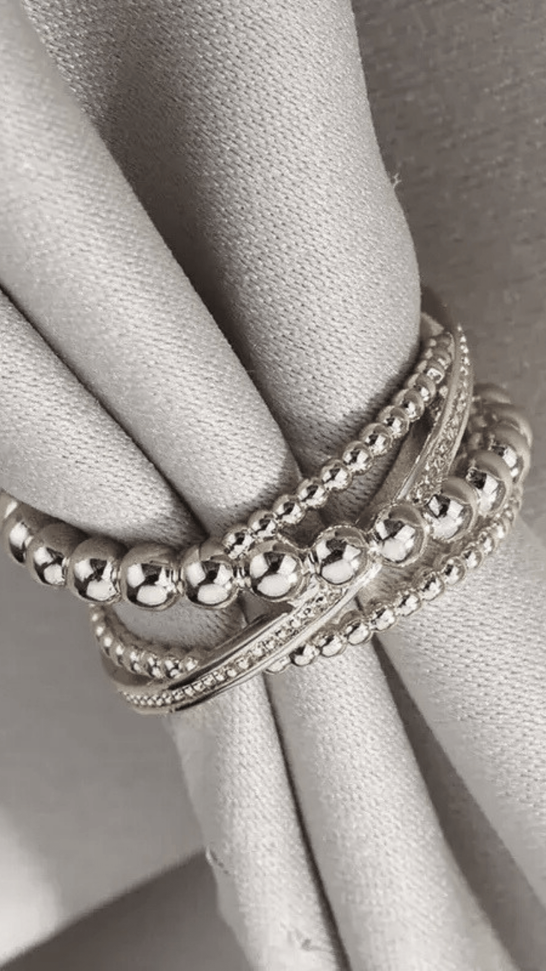 ANEL DE AÇO INOXIDAVEL - ADELINE - Use Viviena