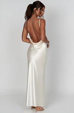VESTIDO LONGO COM ALÇAS E FENDA LATERAL - FERNANDA