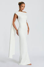 VESTIDO LONGO COM FENDA E DECOTE A OMBRO - VENEZA - Use Viviena