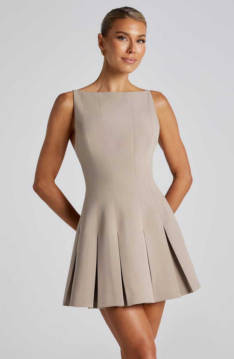 VESTIDO MINI PLISSADO COM ALÇAS - OBERON - Use Viviena